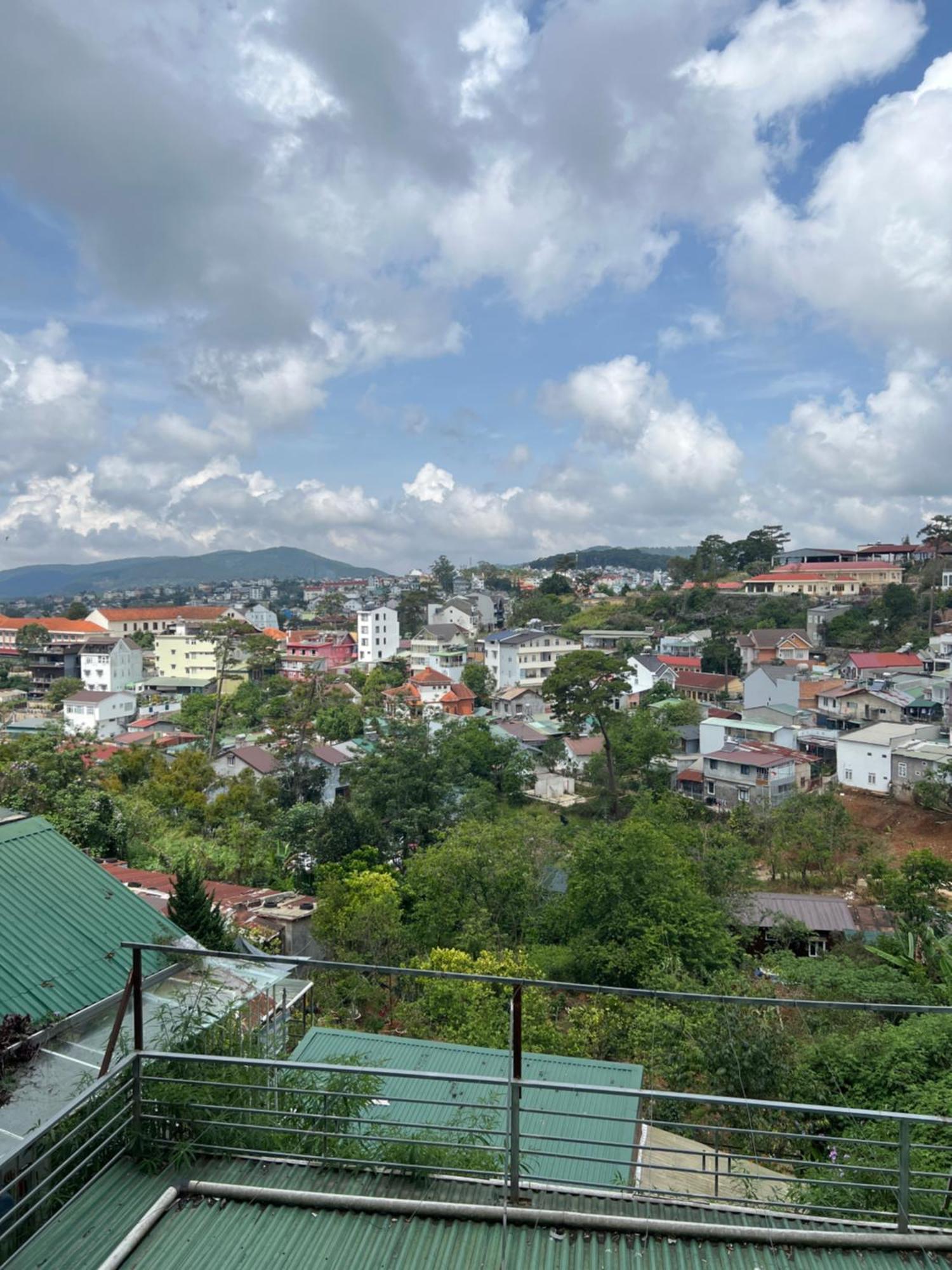 Khach San Lan Dai Hotell Dalat Eksteriør bilde
